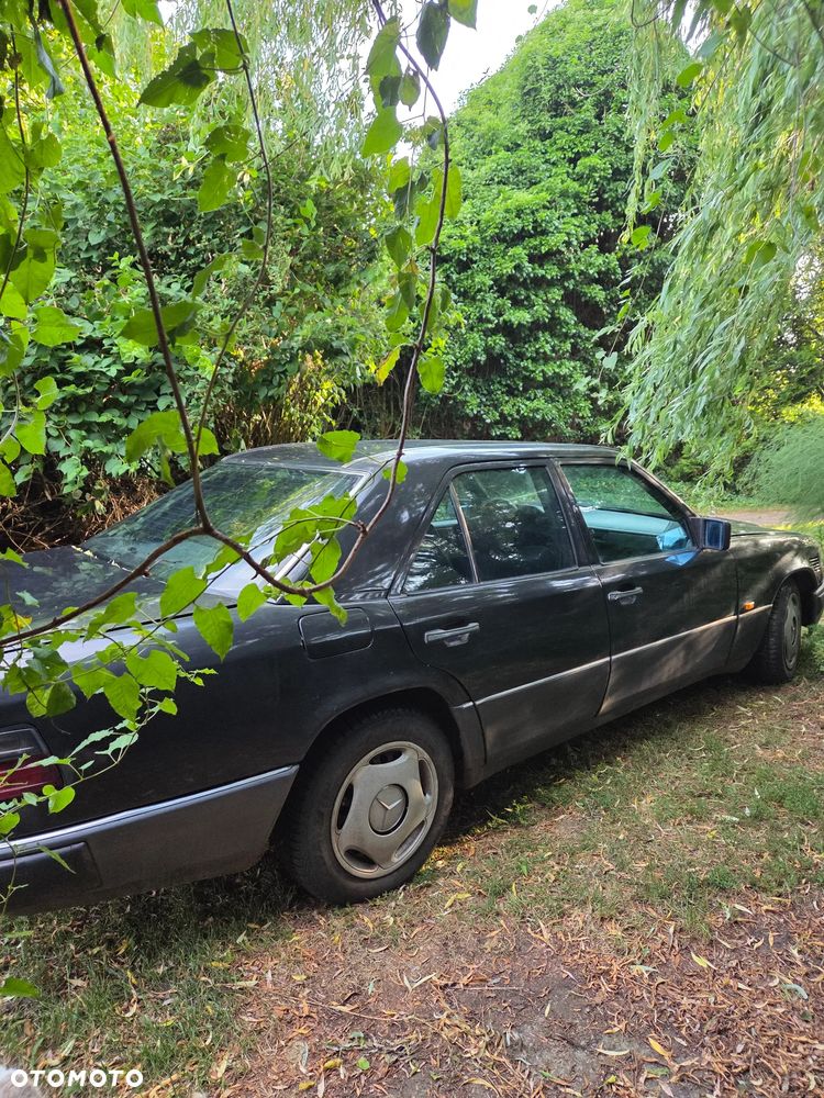 Mercedes-Benz W124 (1984-1993) - 3