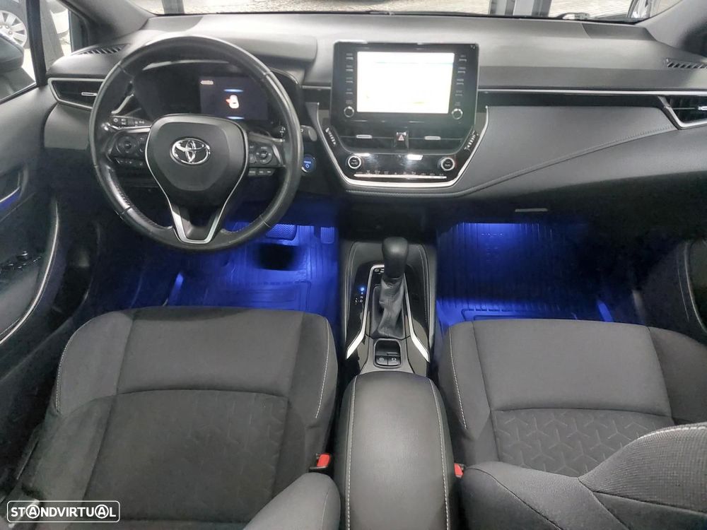 Toyota Corolla 2.0 Hybrid Exclusive - 10