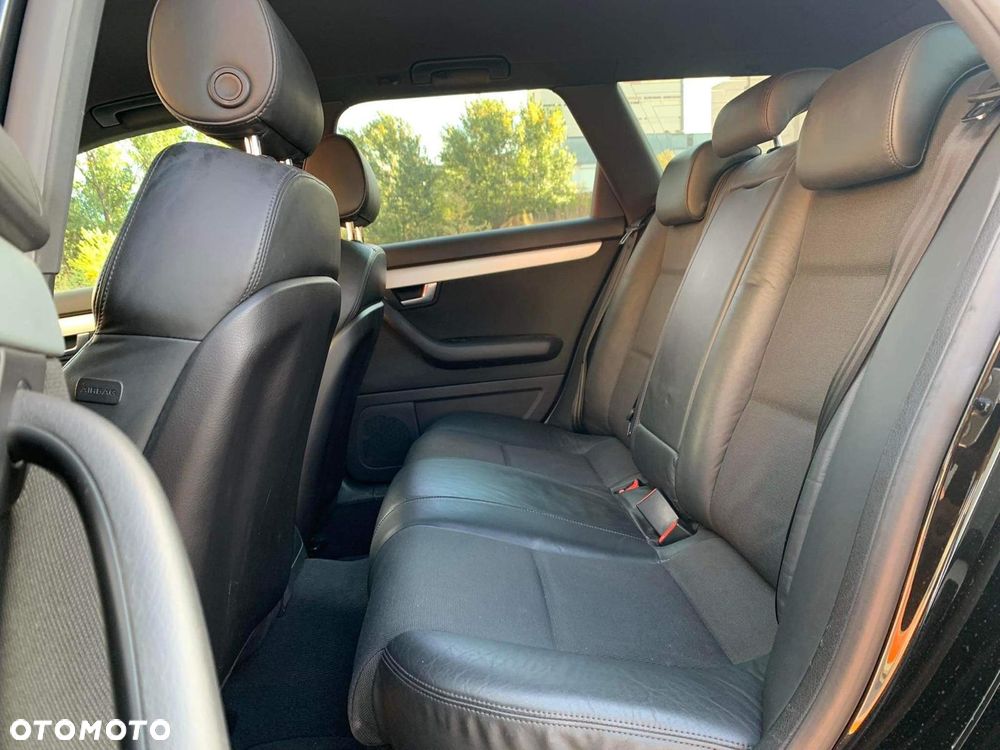 Audi A4 Avant 2.0 TDI - 8