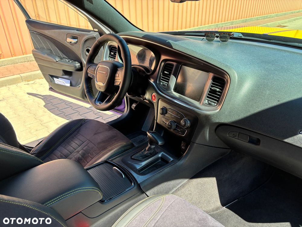 Dodge Charger 5.7 R/T - 26
