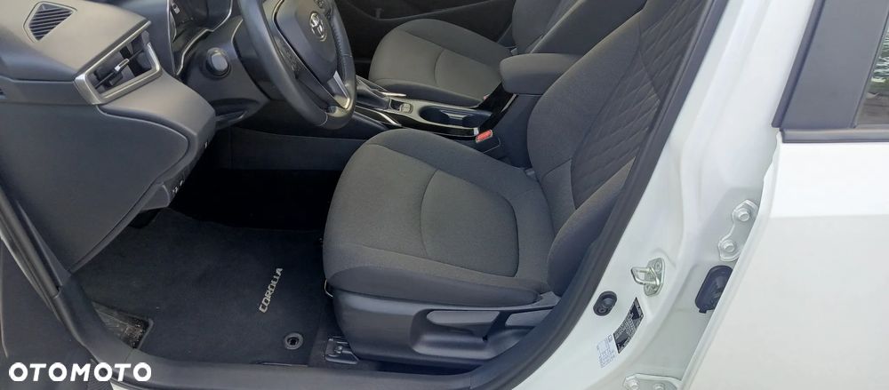 Toyota Corolla - 8