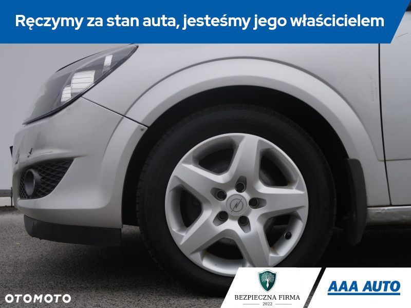 Opel Astra - 16