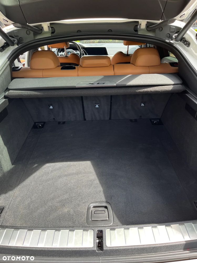 BMW X6 xDrive40i - 17
