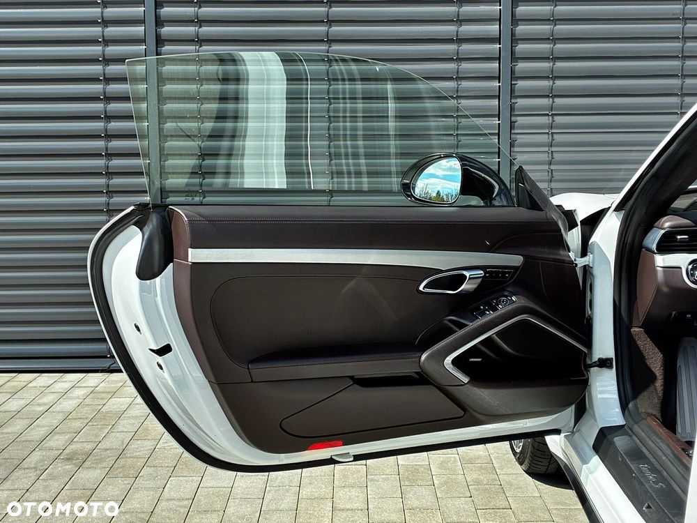Porsche 911 - 17
