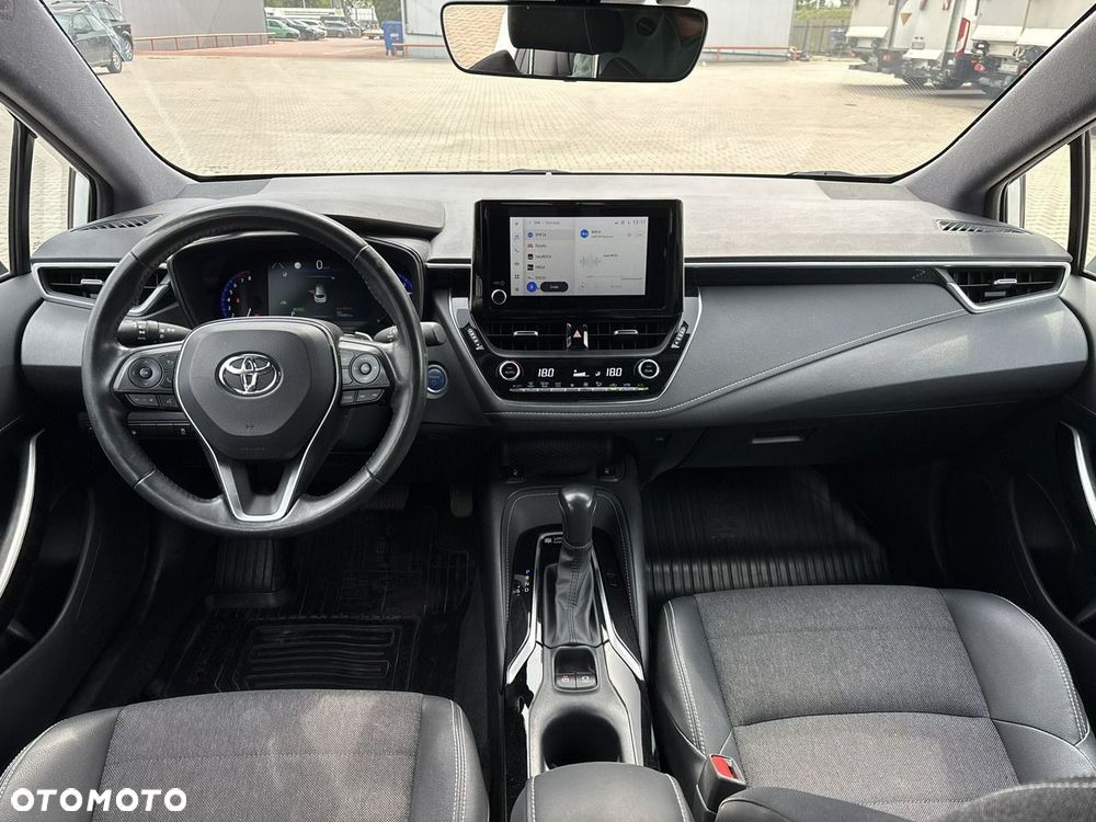 Toyota Corolla 2.0 Hybrid Comfort - 13
