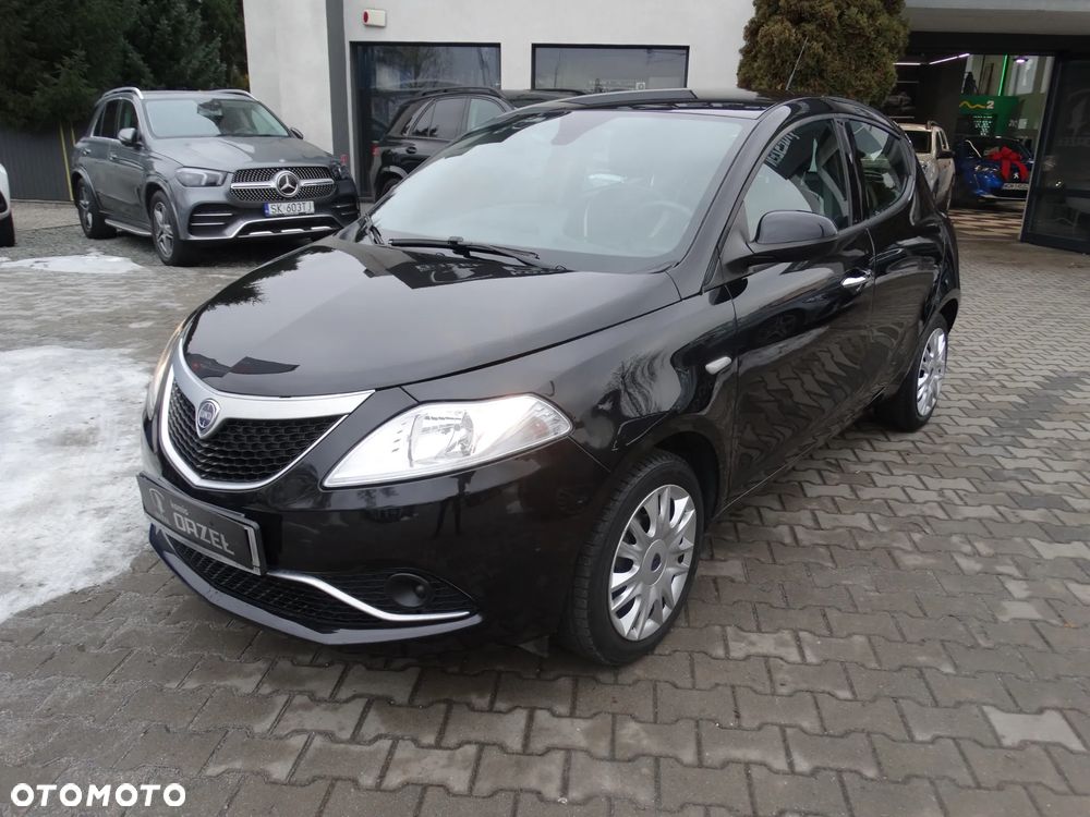 Lancia Ypsilon 1.2 8V Platinum S&S - 6