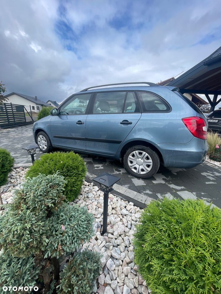 Skoda Fabia - 4