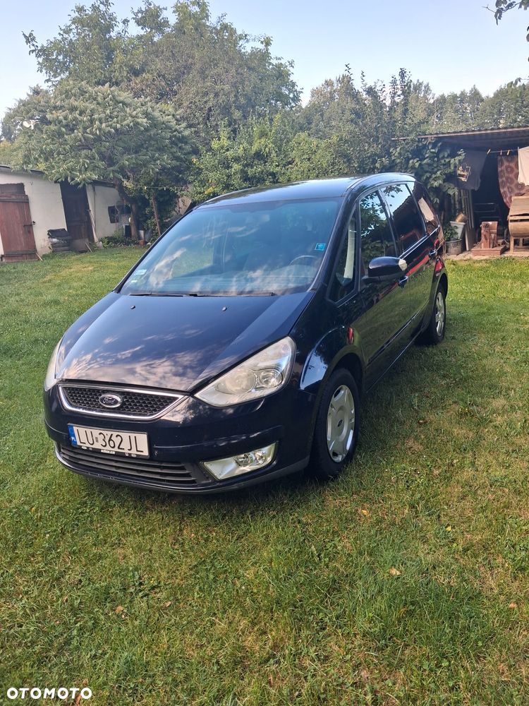 Ford Galaxy 1.8 TDCi Ambiente - 2