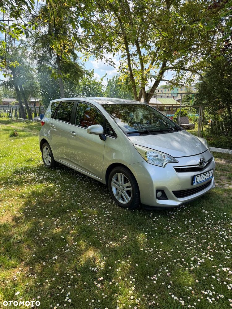 Toyota Verso S 1.33 Premium - 2