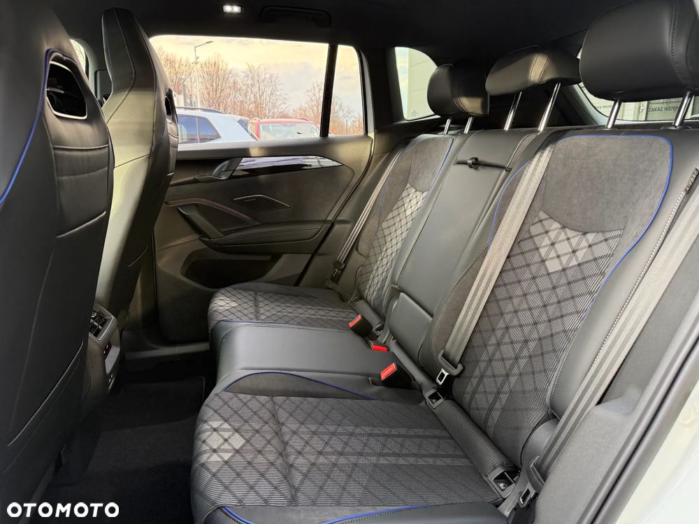 Volkswagen Tiguan 1.5 eTSI R-Line Plus DSG - 10