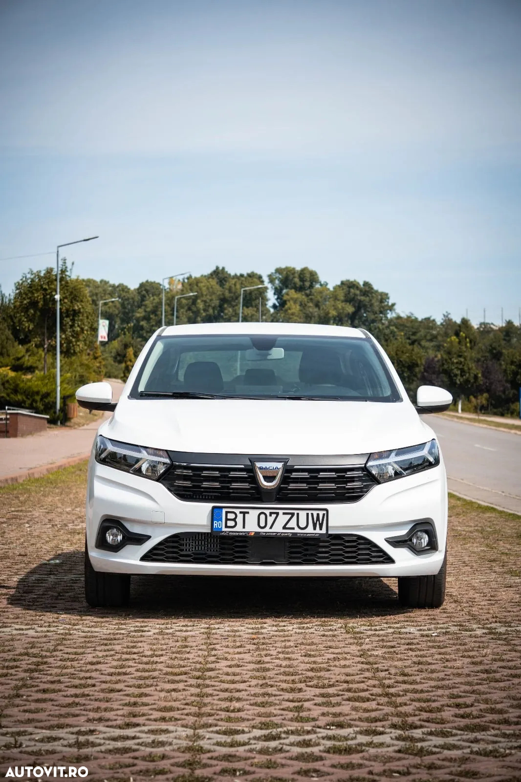 Dacia Logan ECO-G 100 MT6 Comfort - 33