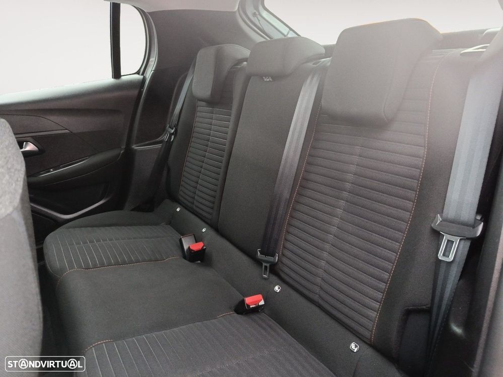 Peugeot 208 1.2 PureTech Active Pack - 13