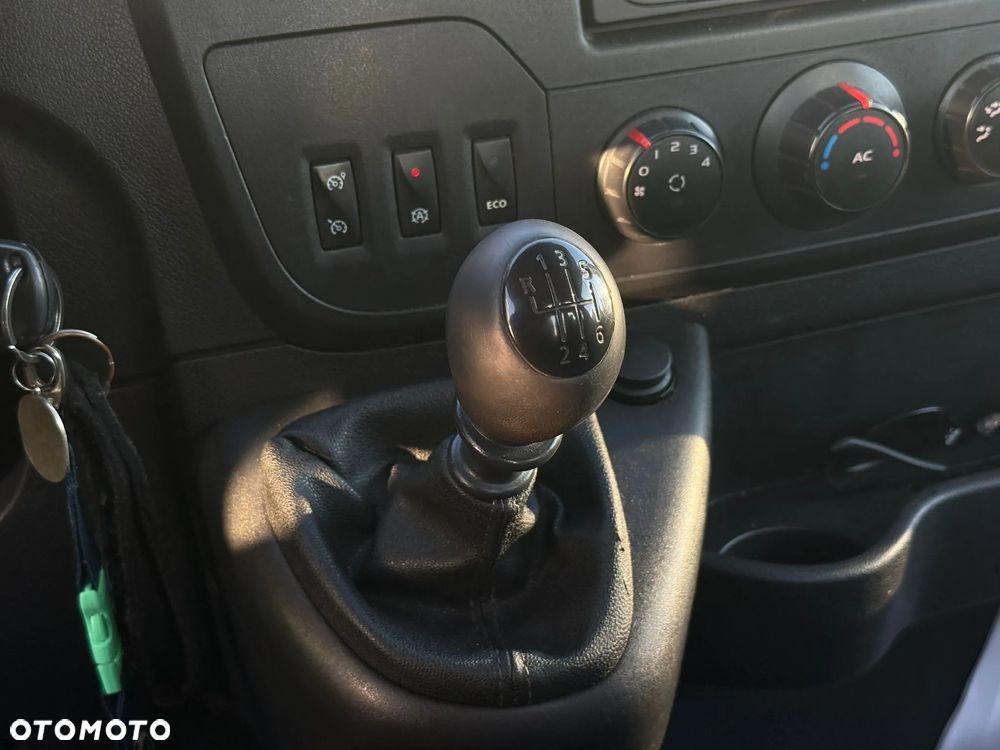 Renault Master - 12