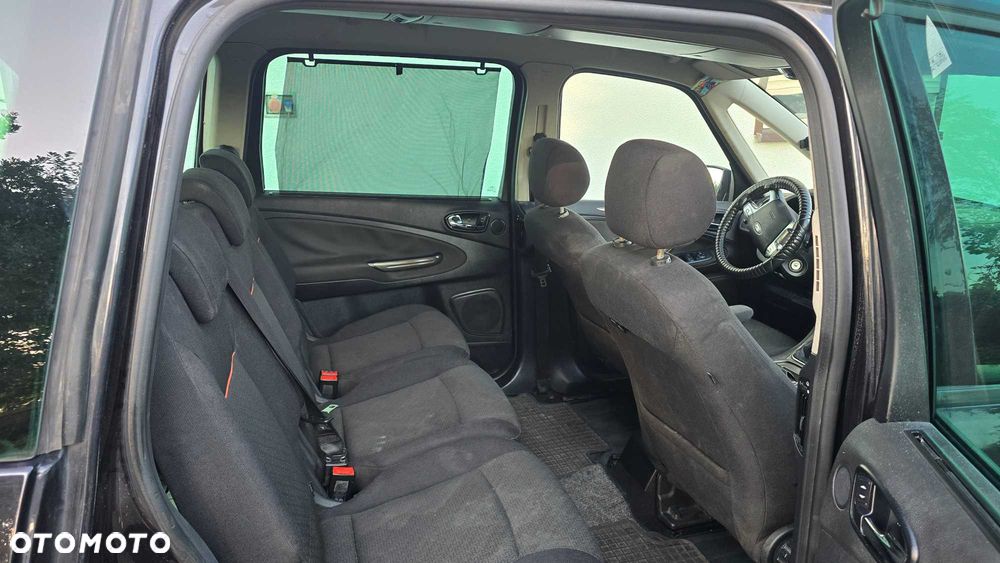 Ford Galaxy - 7