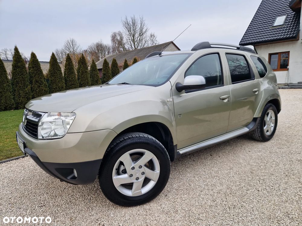 Dacia Duster 1.6 16V 4x2 Laureate - 1