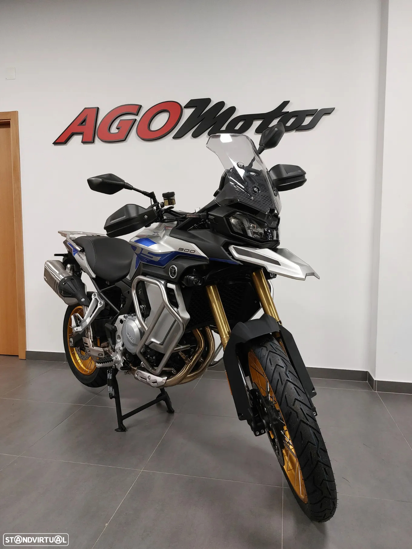 Voge 900DSX - 2
