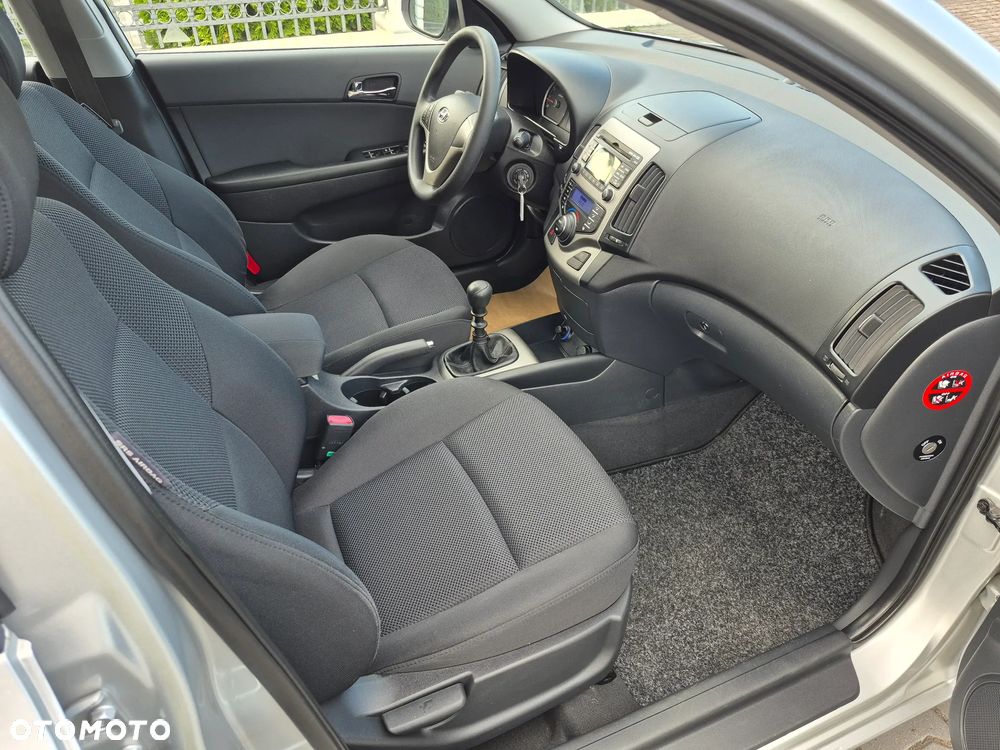 Hyundai i30 1.6 Style - 22