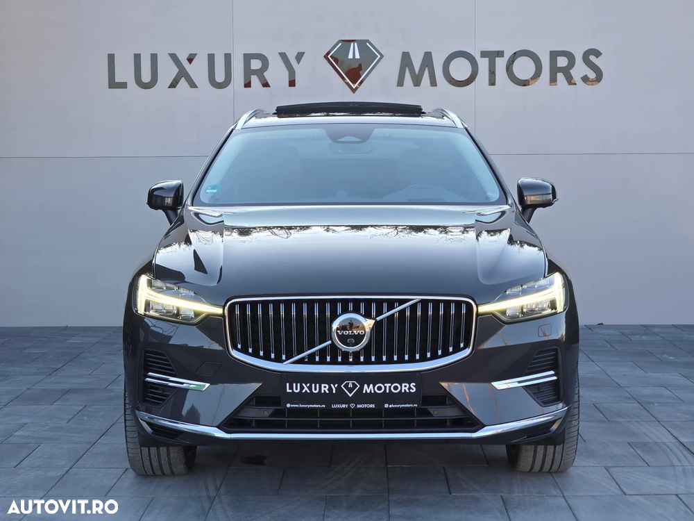 Volvo XC 60 T6 AWD Recharge Geartronic Inscription Expression - 4