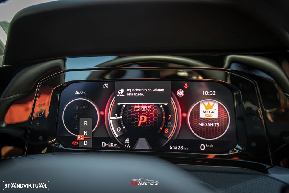 VW Golf 2.0 TSI GTI DSG Performance - 19