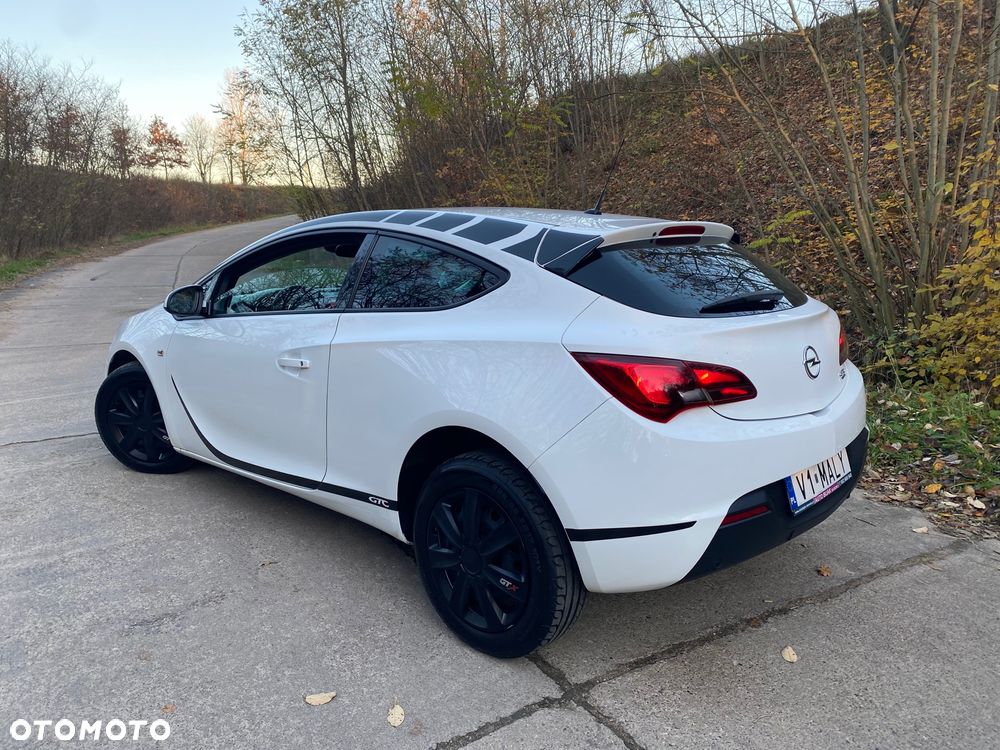 Opel Astra GTC 1.4 Turbo ecoFLEX Start/Stop Innovation - 4