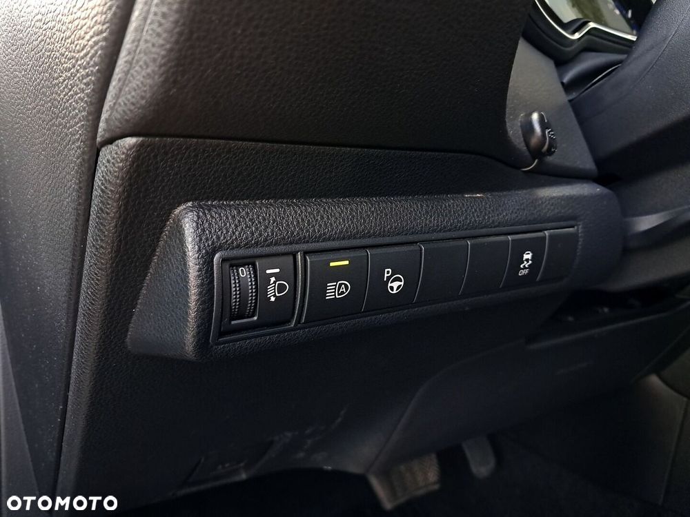 Toyota Corolla 2.0 Hybrid Comfort - 16