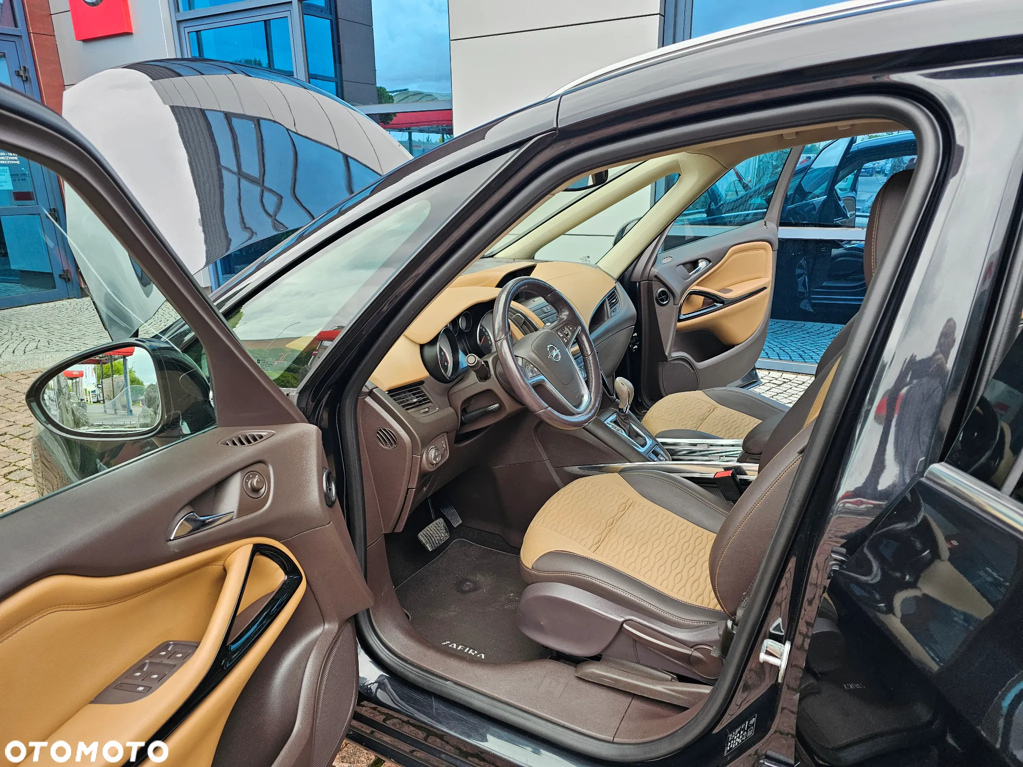 Opel Zafira Tourer 2.0 CDTI Automatik Business Innovation - 10