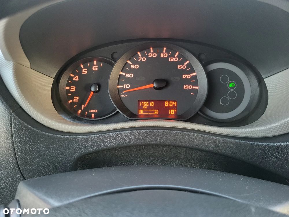Renault Master - 25