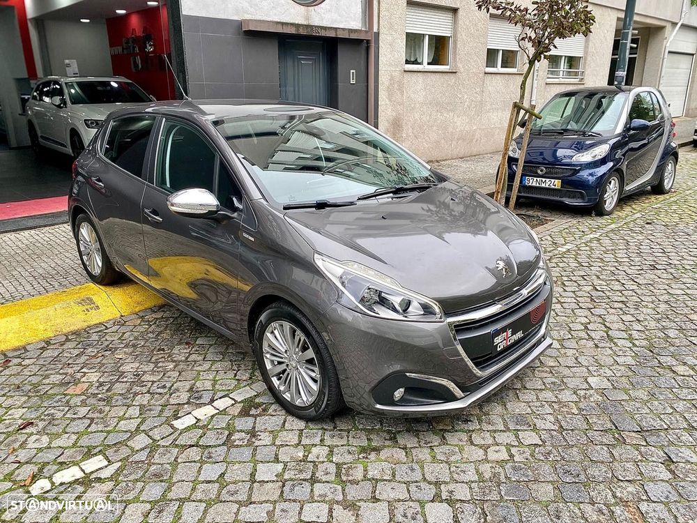 Peugeot 208 1.2 PureTech Style - 4