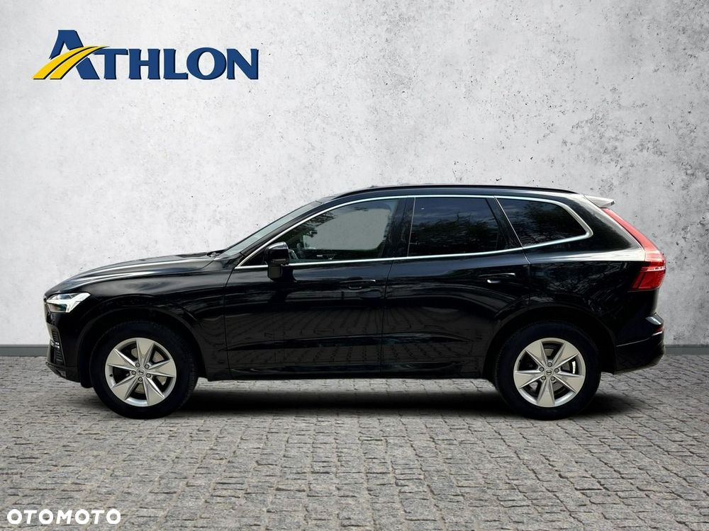 Volvo XC 60 B5 B AWD Momentum Pro - 2