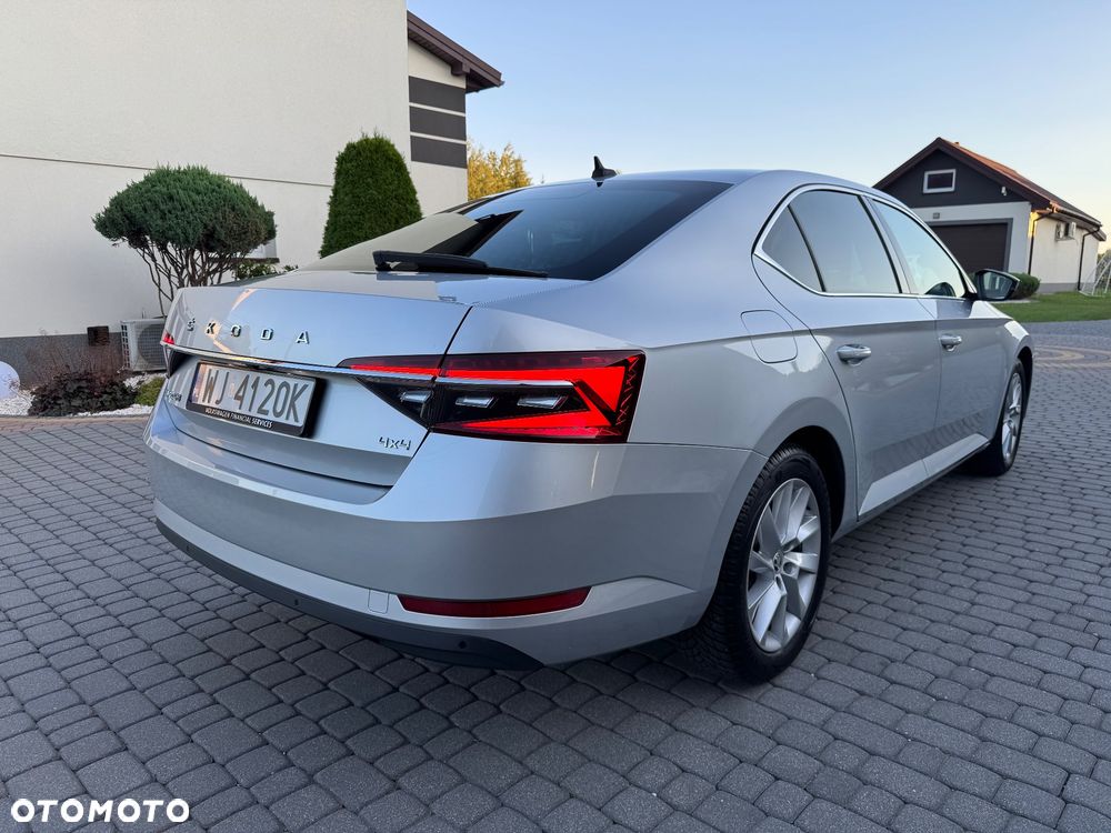 Skoda Superb 2.0 TDI SCR 4x4 Style DSG - 15