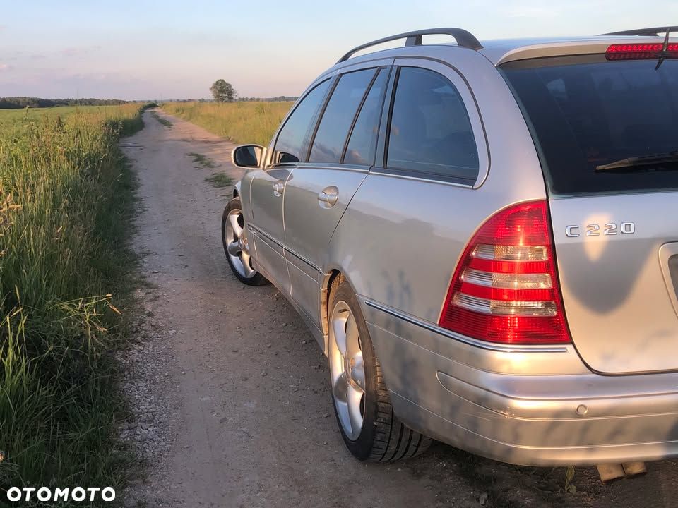 Mercedes-Benz Klasa C 220 CDI Automatik Avantgarde - 15