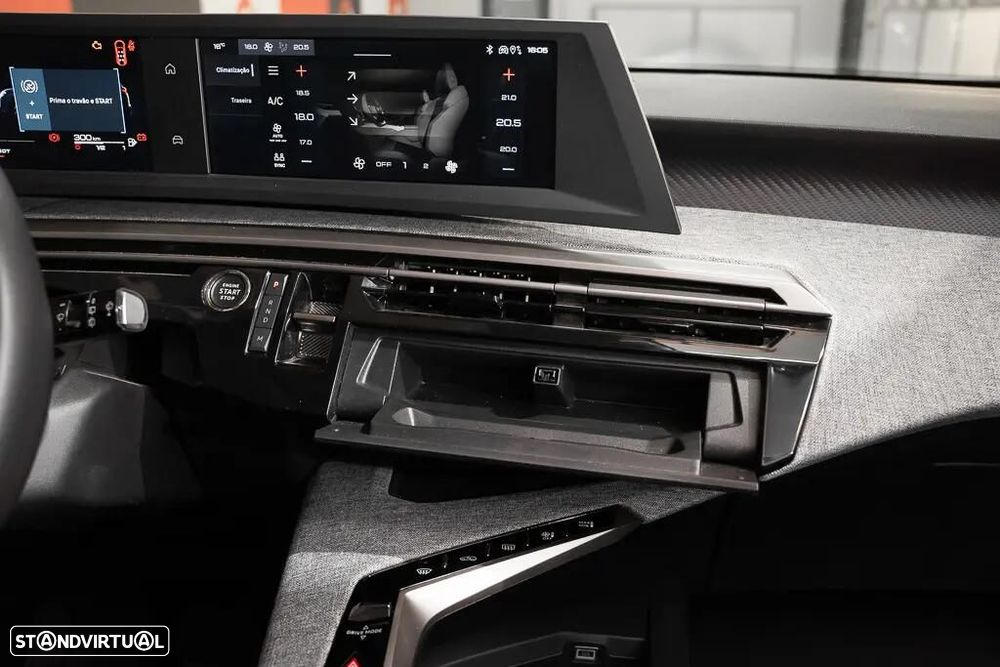 Peugeot 5008 1.2 Hybrid Allure e-DCS6 - 18