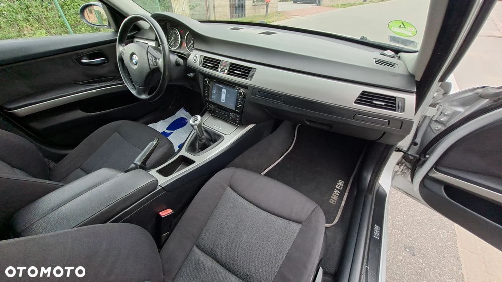 BMW Seria 3 - 17