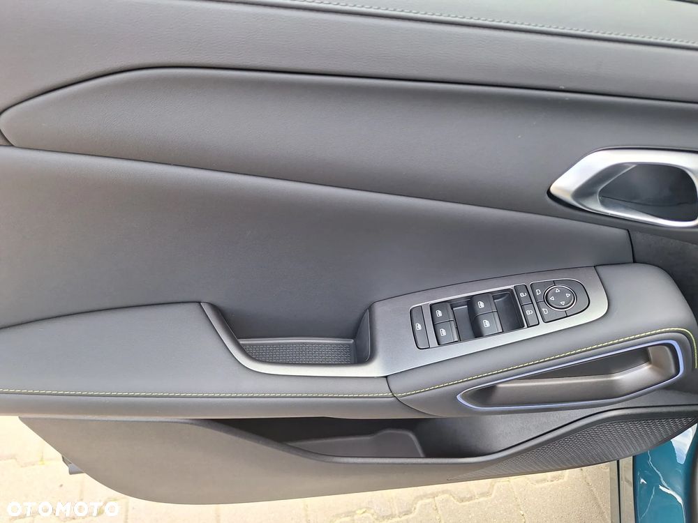 BYD Atto 2 DM-i - 8