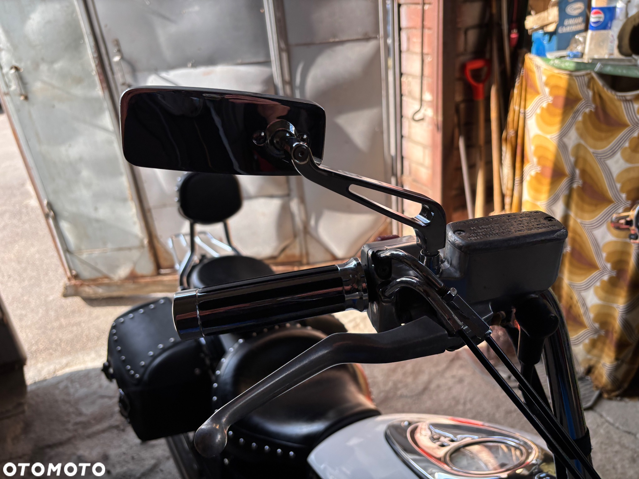 Yamaha Road Star - 16