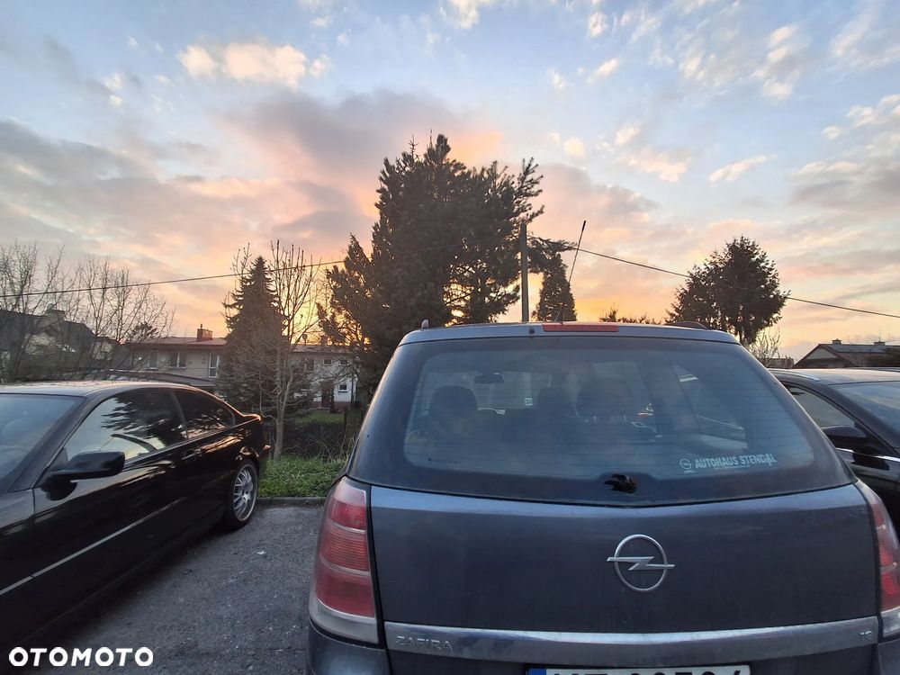 Opel Zafira 1.8 - 2