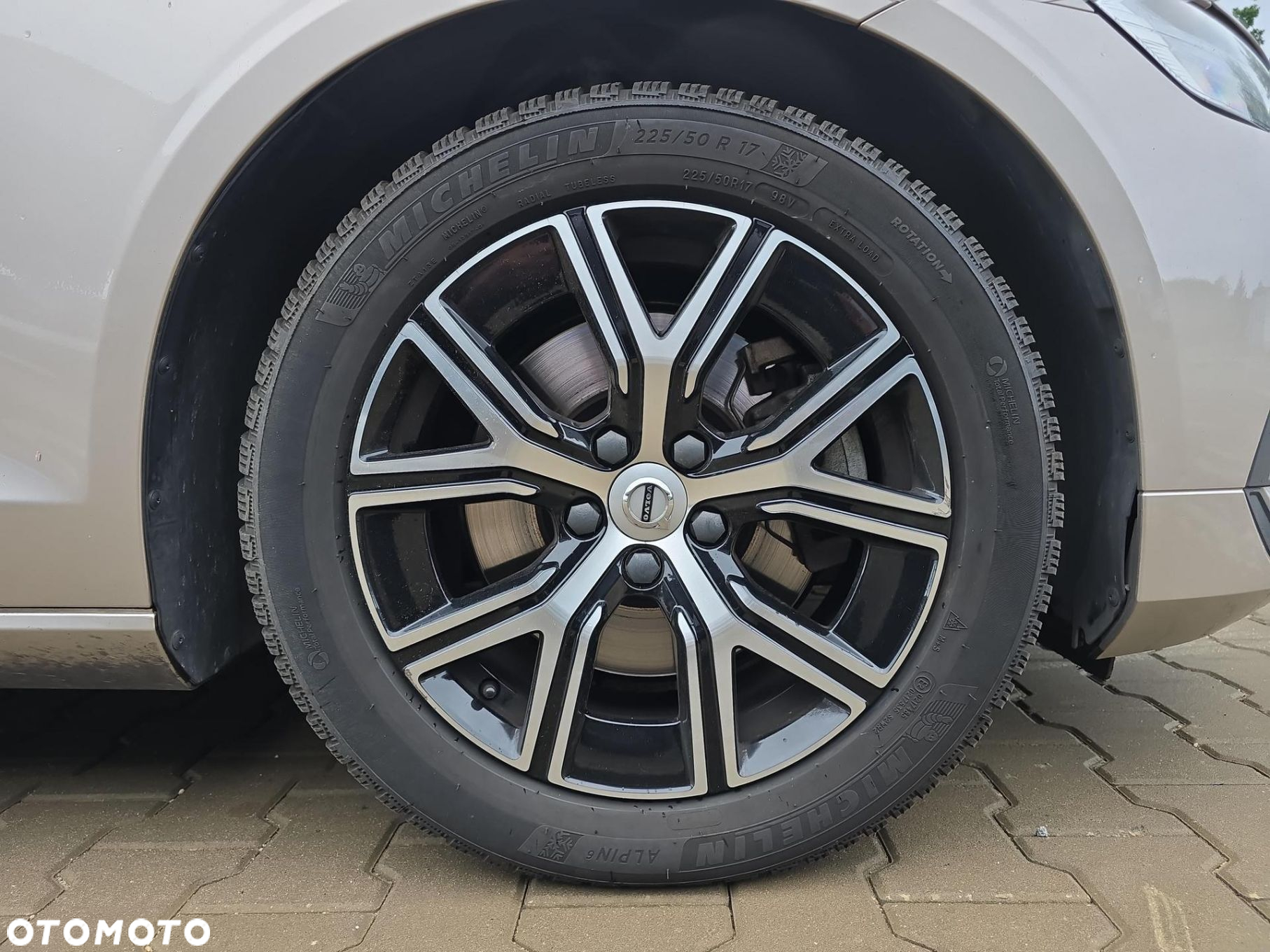 Volvo V60 B4 D Core - 9