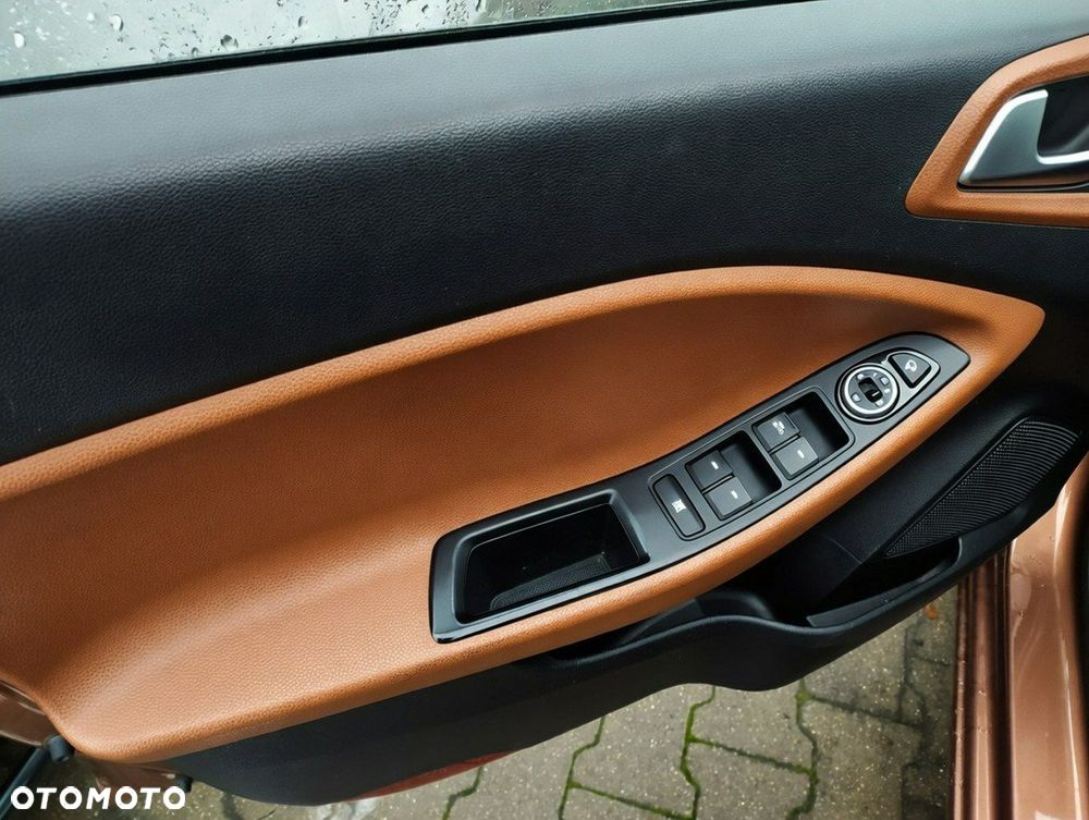 Hyundai i20 - 6