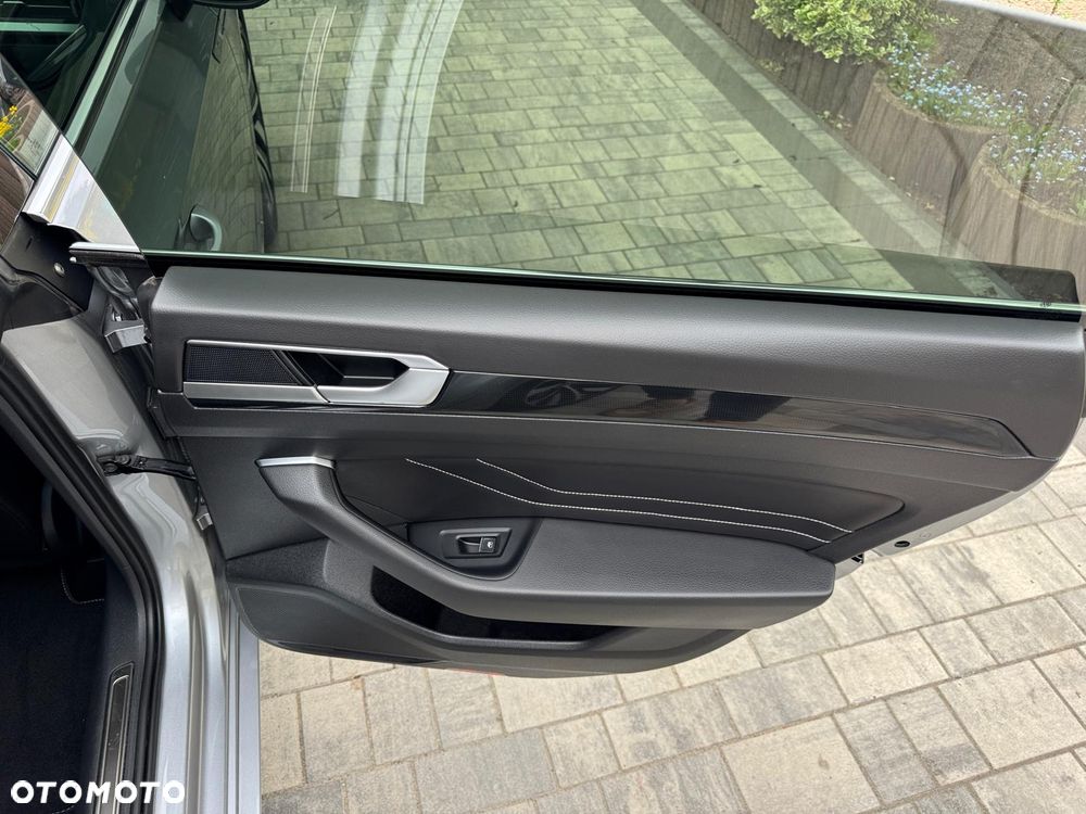 Volkswagen Arteon 2.0 TDI R-Line DSG - 35
