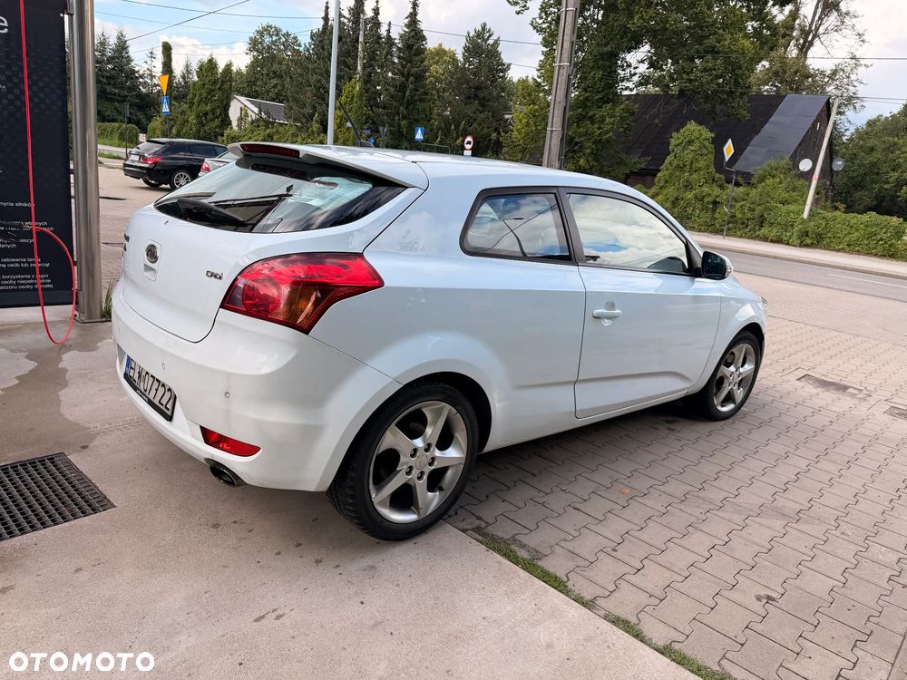 Kia Ceed - 7