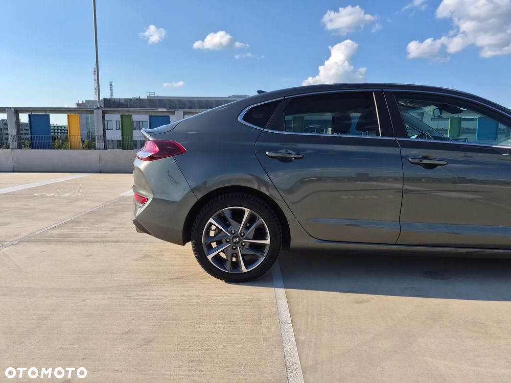 Hyundai i30 1.5 T-GDI 48V Premium DCT - 9