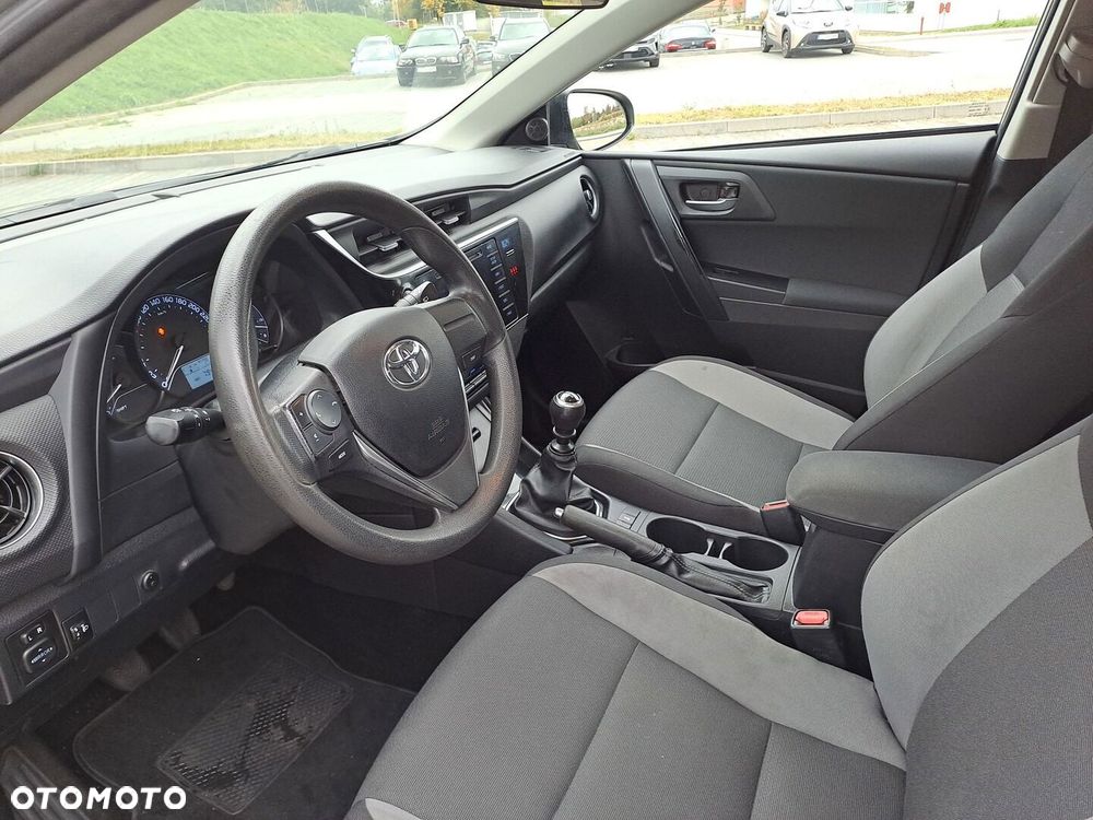 Toyota Auris 1.33 VVT-i Active - 25