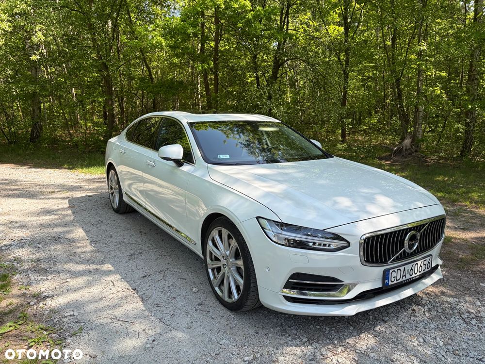Volvo S90 T8 AWD Plug-In Hybrid Inscription - 1