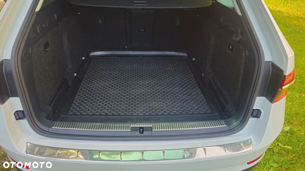 Skoda Superb 2.0 TDI Style DSG7 - 9