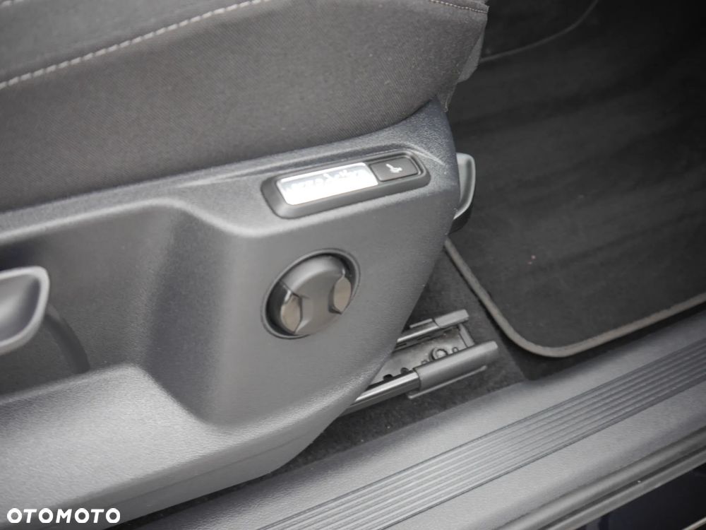 Volkswagen Tiguan Allspace 2.0 TDI SCR DSG Life - 13