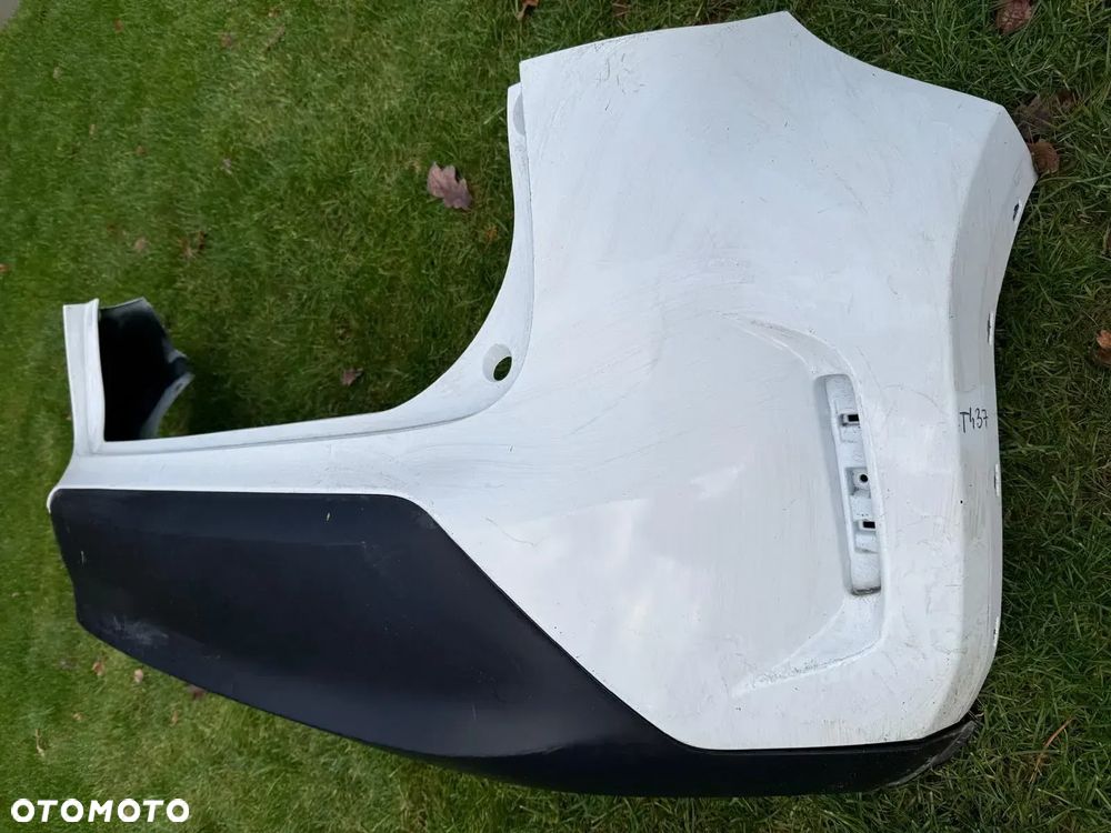 ZDERZAK TYŁ TYLNY TOYOTA YARIS CROSS