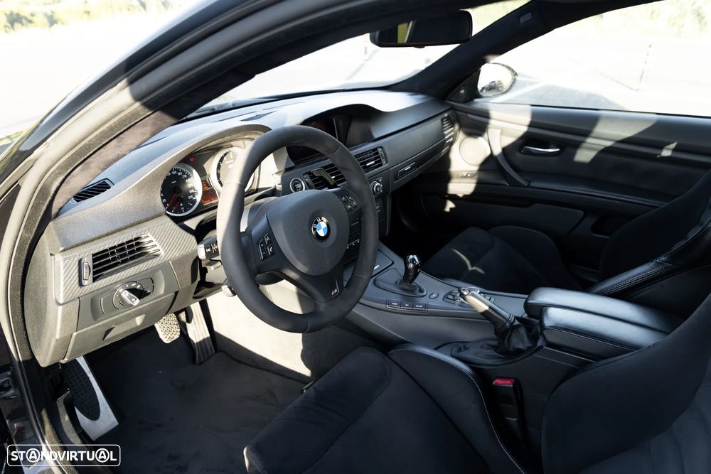 BMW M3 Auto - 37