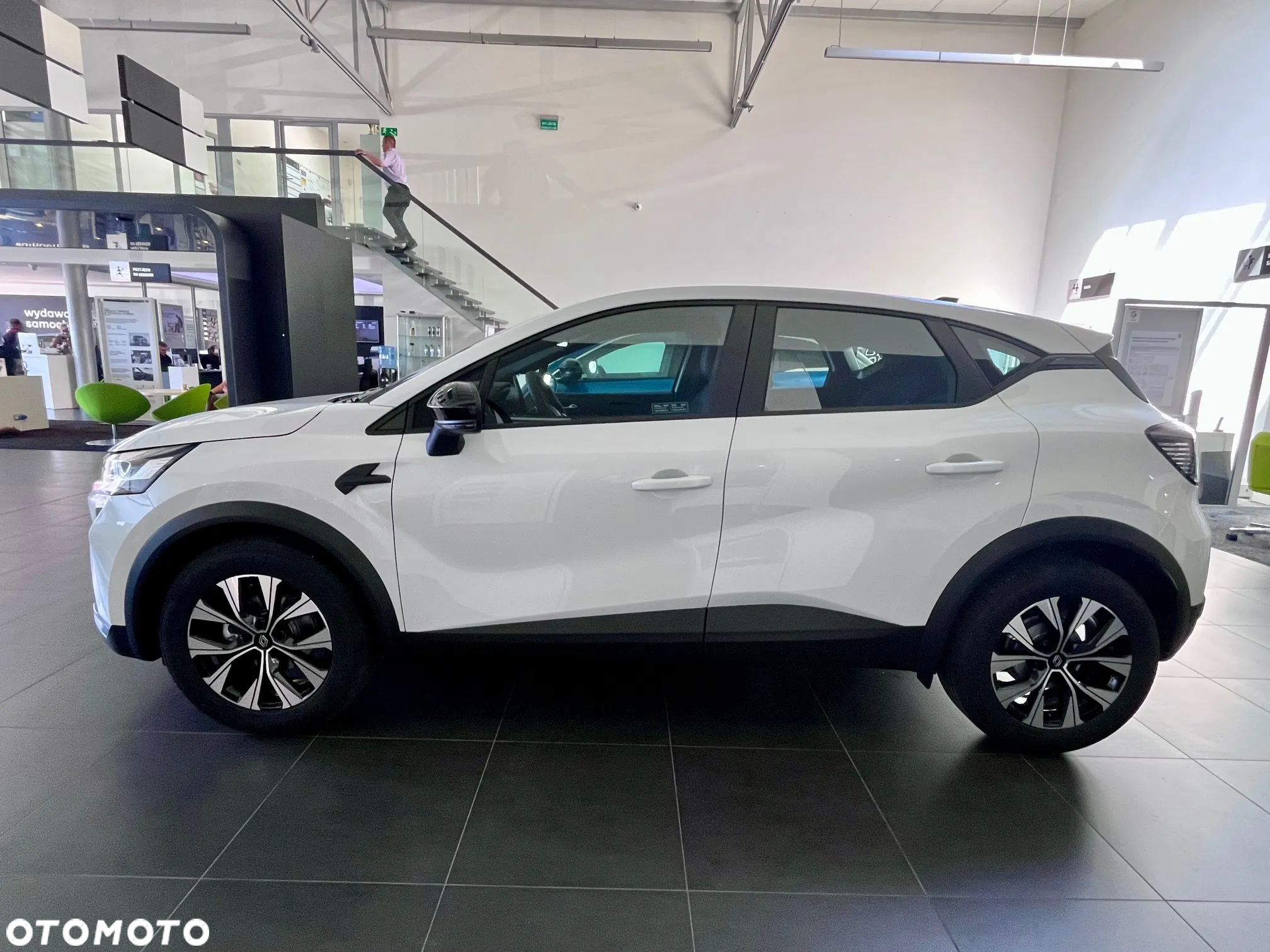 Renault Captur - 4