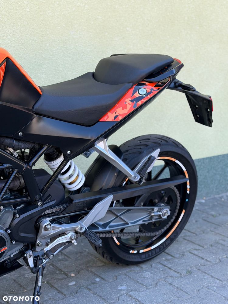 KTM Duke 125 - 31