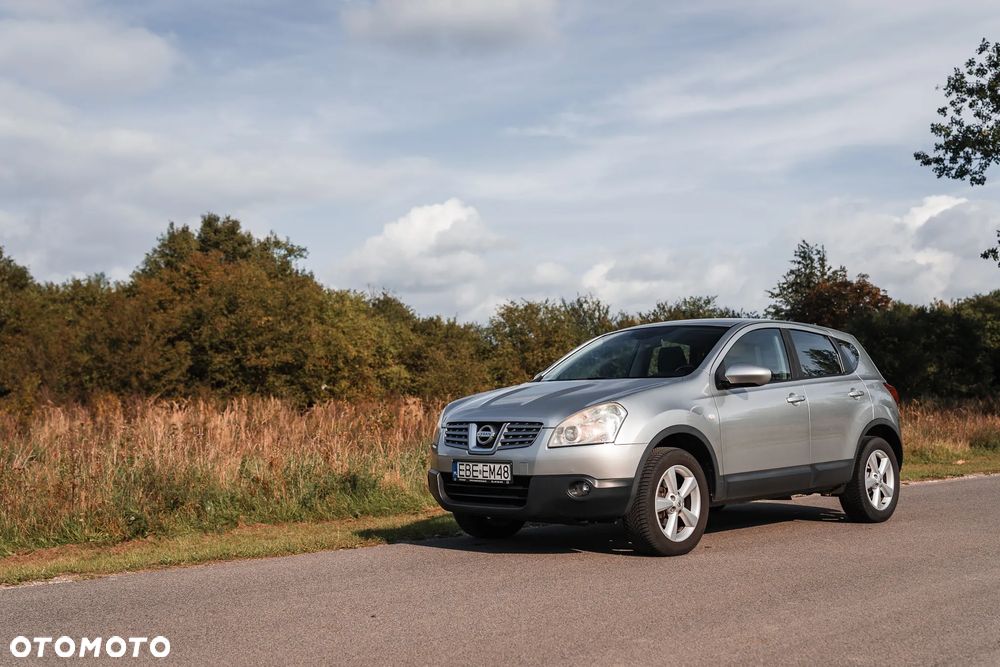 Nissan Qashqai - 2